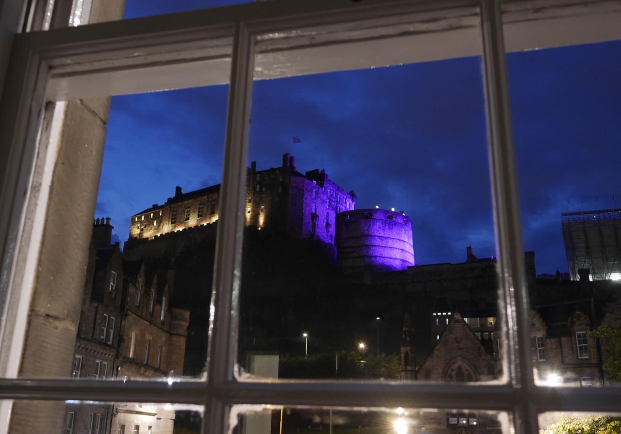 Castle Suite 1 Old Town Edinburgh Bagian luar foto